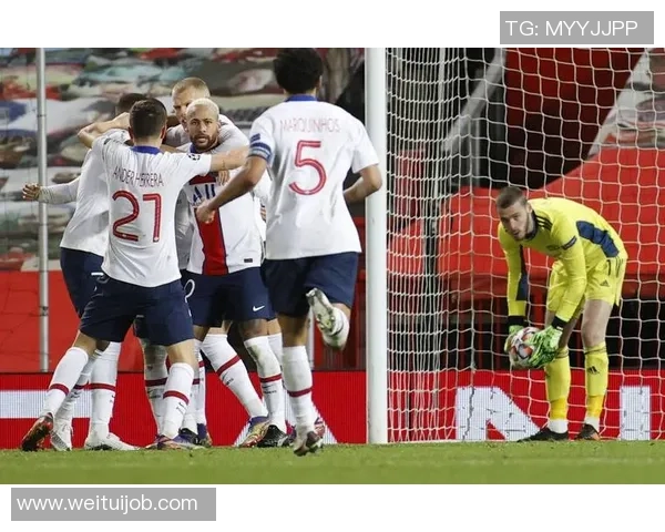 欧联杯激战拜仁与巴黎圣日耳曼互交白卷转会传闻引发球迷热议