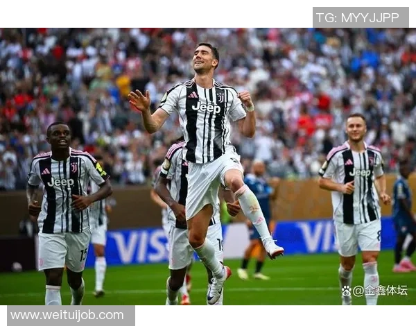 世界杯惊天冷门利物浦与尤文图斯战成平局帽子戏法引发全场狂欢