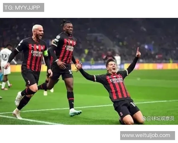 德甲激战：那不勒斯险胜AC米兰神扑引发争议判罚全场沸腾